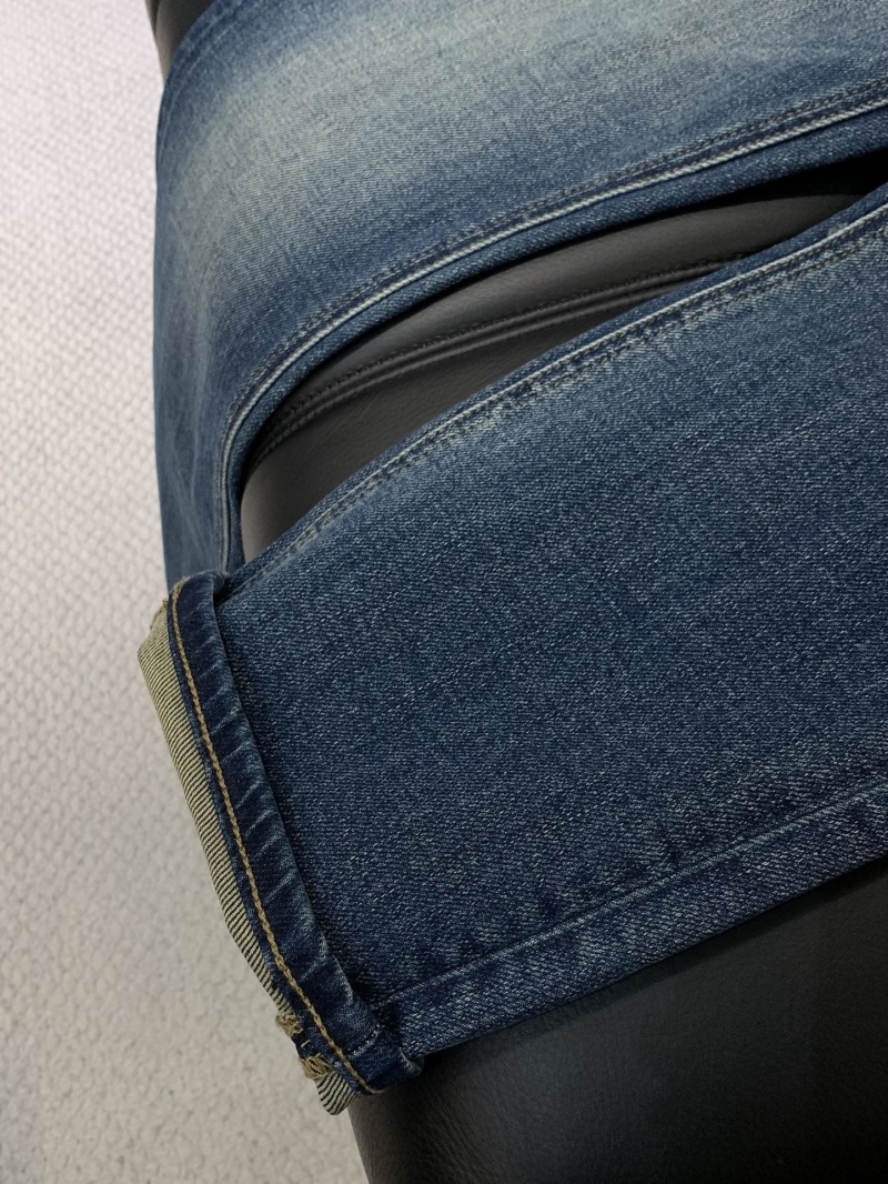 l0vis Vvtt0n jeans